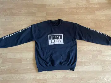 ELVIRA 트레이닝복