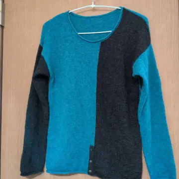 캐시미어 100% 얇은 소재 스웨터 미츠코시 이세탄