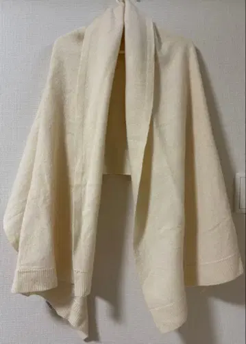 로트레아몽 AQUA 니트 스톨