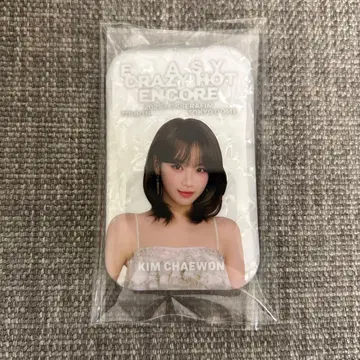 LE SSERAFIM 채원 캔뱃지 스퀘어 도쿄돔