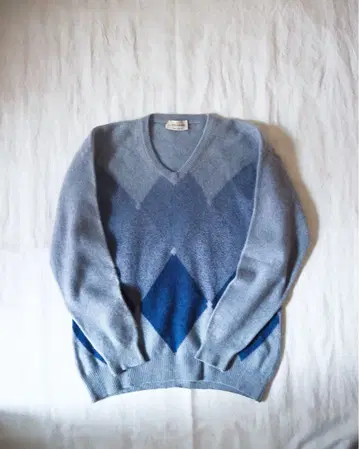 90s 이탈리아제 캐시미어 스웨터 니트 아가일 스카이블루