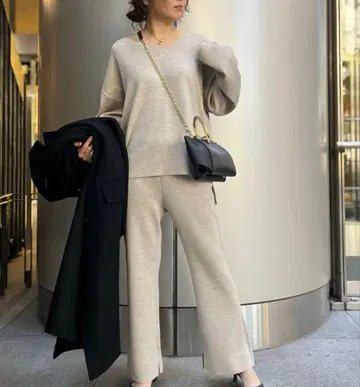 카오스 시에라 울 풀오버 니트 팬츠 베이지 화이트 화이트 계열