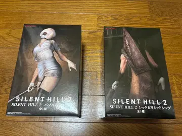 사일런트 힐 2 피규어 (레드 피라미드 싱 버블헤드 간호사)