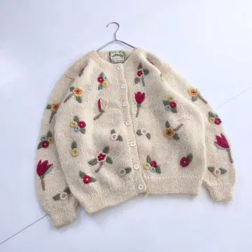 빈티지 Happy Girl 모헤어 혼방 꽃 자수 니트 가디건 P