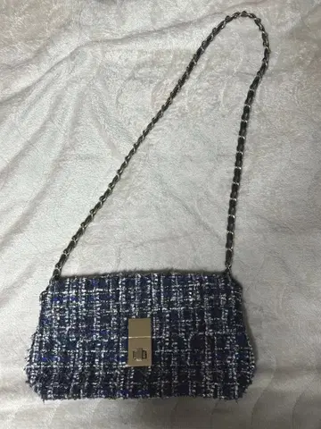 프리즈마트 트위드 백