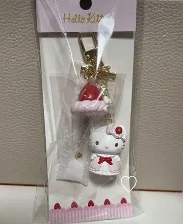 산리오 딸기 휘핑 스트랩 키링 헬로키티