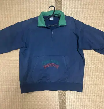 Champion newyork 하프 지퍼 맨투맨