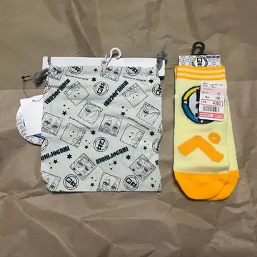 일상조 굿즈 2점