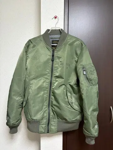 AVIREX x GDC MA-1 플라이트 자켓