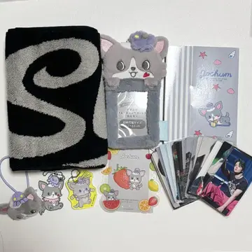 당일 발송 JO1*츠루보 시온 7점 + 트레이딩 카드 18장 세트