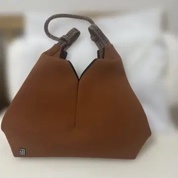 [ 가격 인하 ] 미사용 새상품! state of escape 솔티 토트