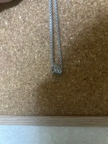 [ 가격 인하 가능 ] 볼형 펜던트 목걸이