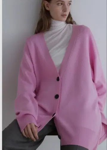 le phil 오버 사이즈 핑크 가디건