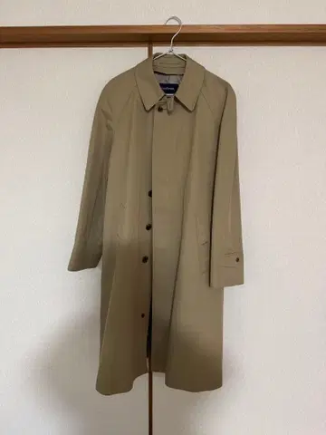 베이지 스텐카라 코트