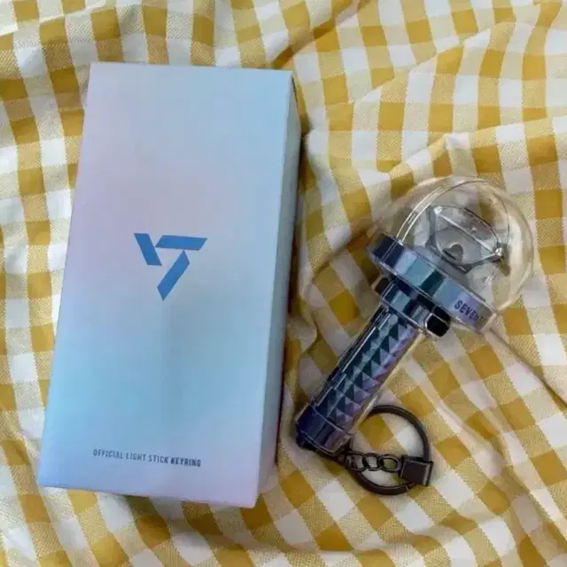 SVT 세븐틴 응원봉 키링