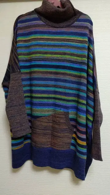 센소유니코 롱 스웨터