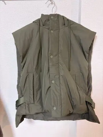 COS 다운 베스트