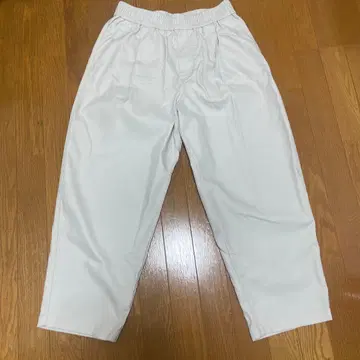 COS 화이트 와이드 팬츠