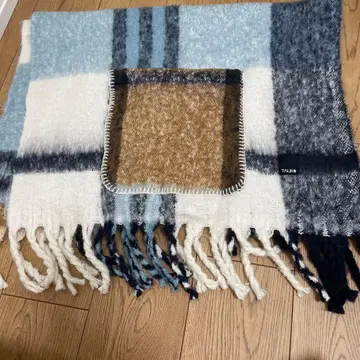 체크 무늬 스톨 TAUKO