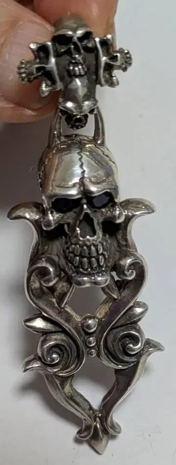 A&A 펜던트 탑 스컬