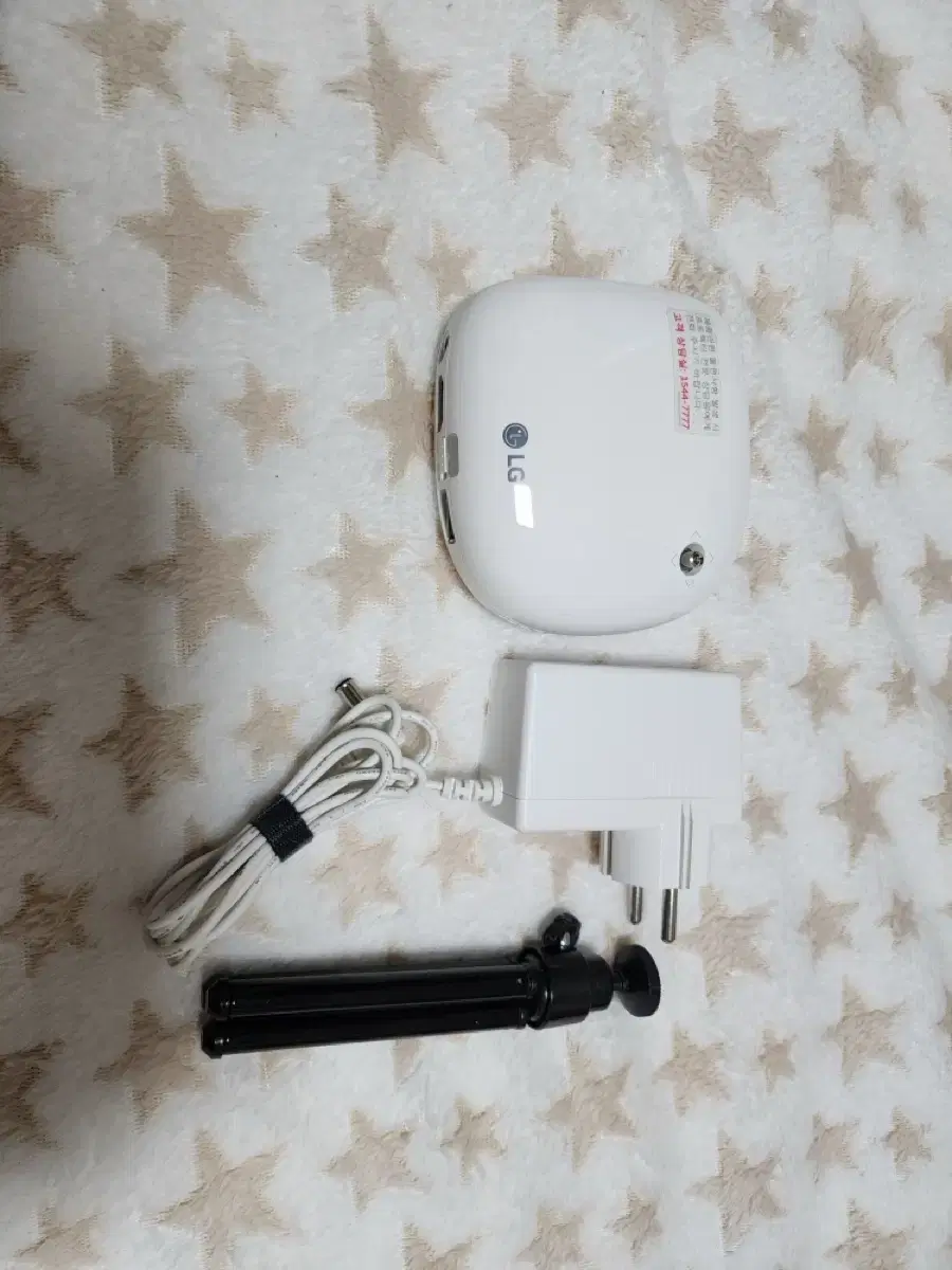 LG MiniBeam PV150G for sale - refer to contents