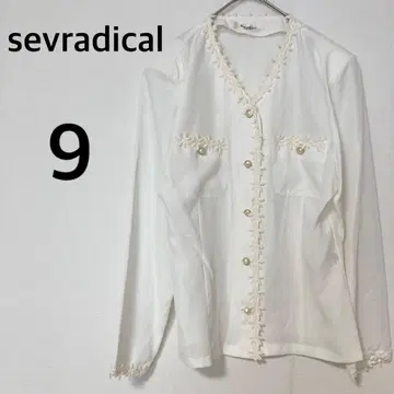 세브라디컬 긴팔 블라우스 [ M ] 화이트 어깨 패드