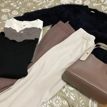 이토킨, 유니클로, 자유, 묶음