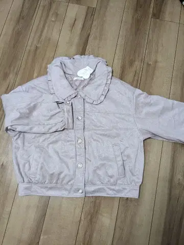 미사용 새상품 택 포함 아우터 충전솜