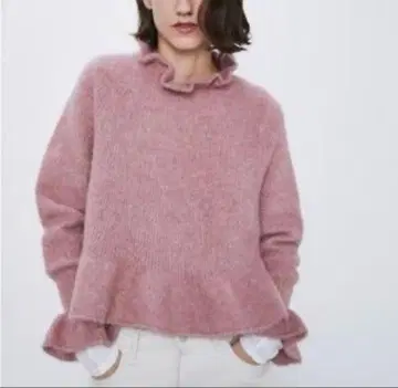 ZARA 프릴 장식 핑크 니트 스웨터