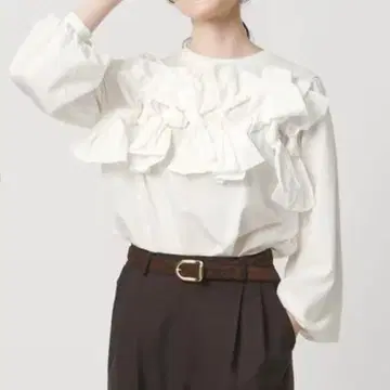 새상품 UNITED ARROWS 리본 콤비 퍼프 슬리브 티셔츠 화이트