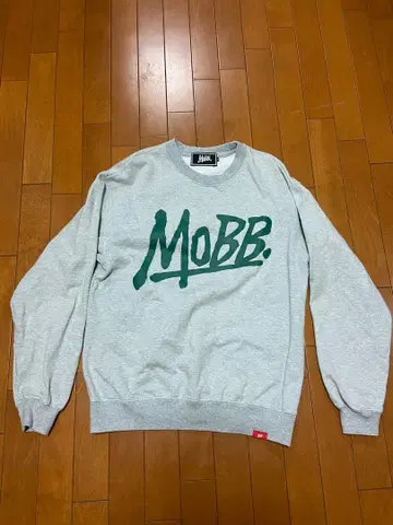 MOBB 그레이 맨투맨 M 사이즈