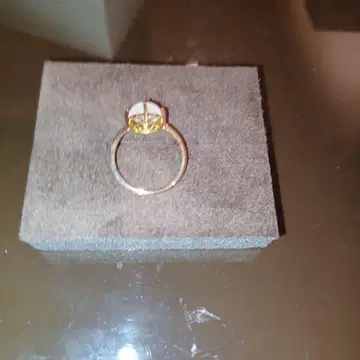 Marea rich 밀키 쿼츠 반지