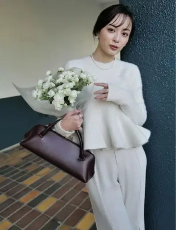 [ anuans ] 페플럼 숏 니트탑