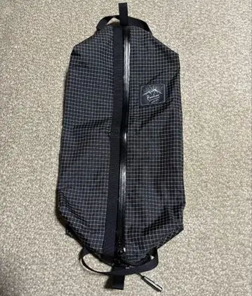 로우 로우 마운틴 웍스 스토리지 색