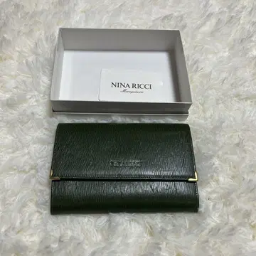 NINA RICCI 니나리치 PVC 지갑 골드 금장 장식 버튼 그린