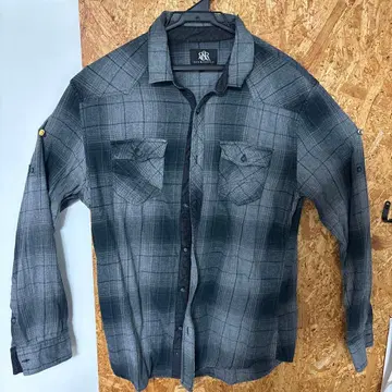 ROCK & REPUBLIC 그레이 계열 체크 플란넬 셔츠 M
