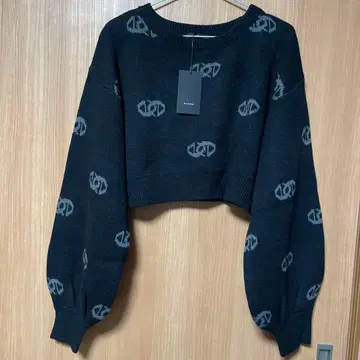 에모다 니트 스웨터