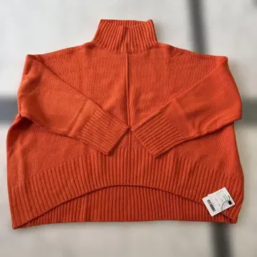 새상품 [ antiqua ] 하이넥 니트/오렌지/Free 사이즈