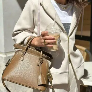 엠마 테일러 Emma Taylor 종이 집업 후드티