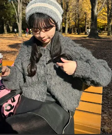 웨이브 기모 크롭 니트