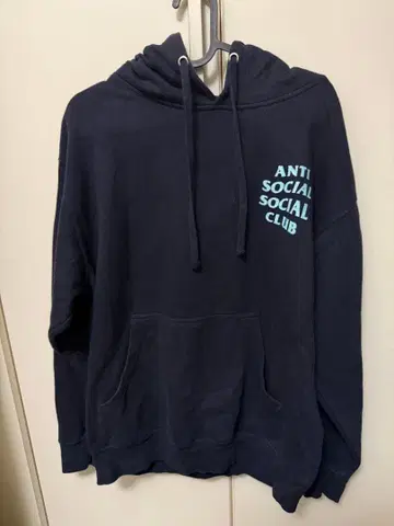 ANTI SOCIAL SOCIAL CLUB 후드티 네이비 M