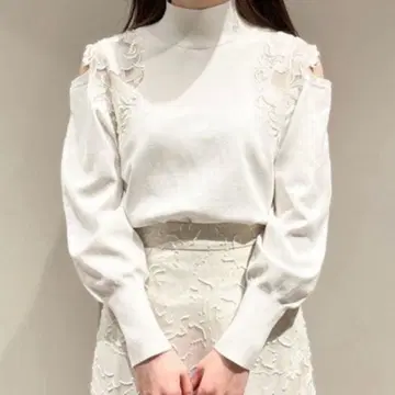 스나이델 Sustainable 시어 자카드 자수 풀오버