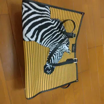 [ MY BEST BAG ] A4 사이즈 대응 / 제브라 패턴 이탈리아제