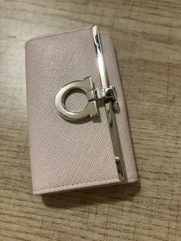 보관품 페라가모 키케이스