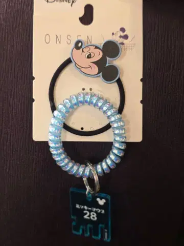 디즈니 오에도 온천 이야기 한정판 콜라보 머리끈 2개 세트 미키