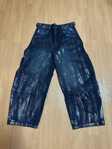 9090 Shiny Printed Denim Pants