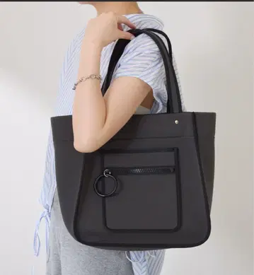 PAPILLONNER 토트백 차콜 그레이 M 사이즈