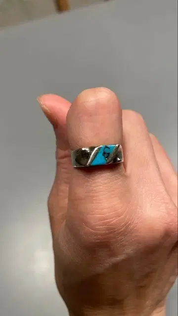 터콰이즈 반지 인디언 샵에서 구매