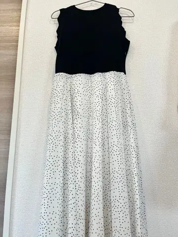 슬리브리스 롱 원피스