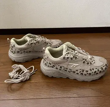 HI-TEC EASTEND EXCLUSIVE PACK